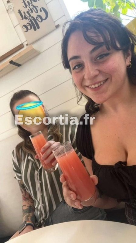 Yvonne bella escort Avignon