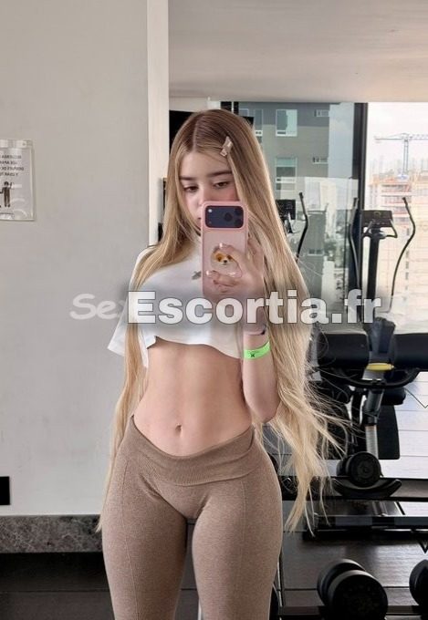 Sarah showcam escort Bayonne