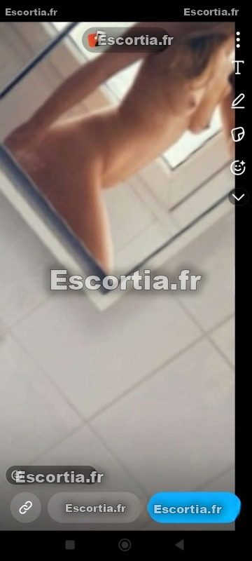 Cllara66 photo 2