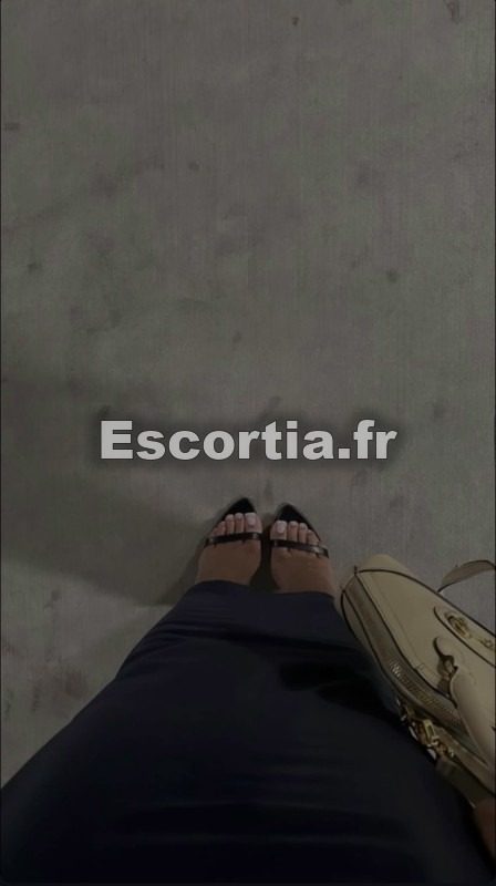 Samira 33 photo 5