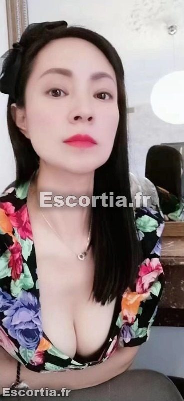 meng xin escort Bordeaux