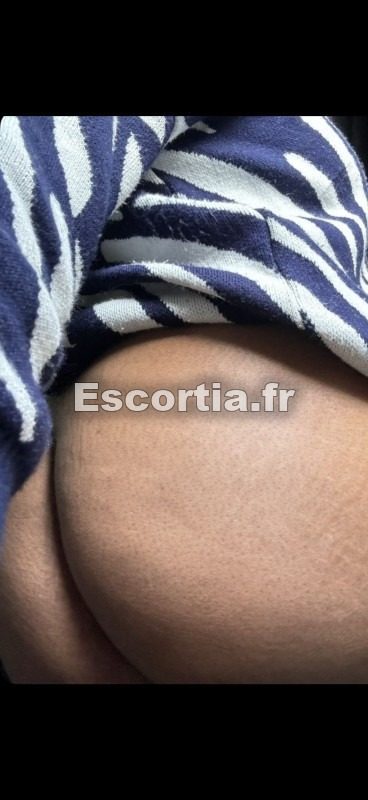 Kamilaaa777 escort Paris