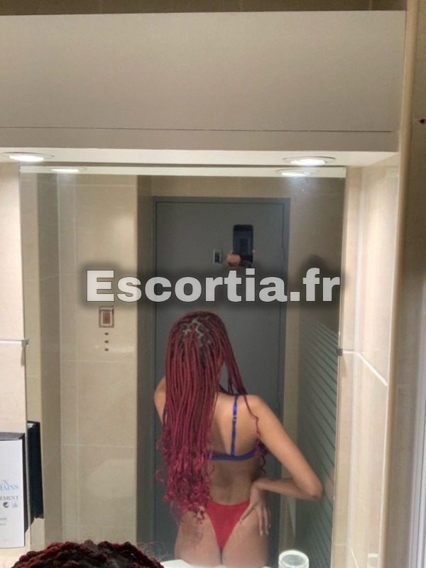 Aicha slp escort Roissy-en-france