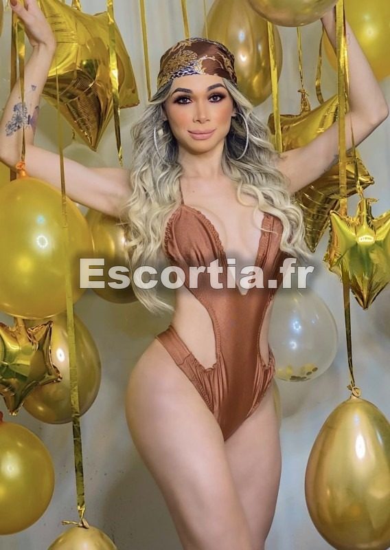 Karen bresilienne escort Poitiers