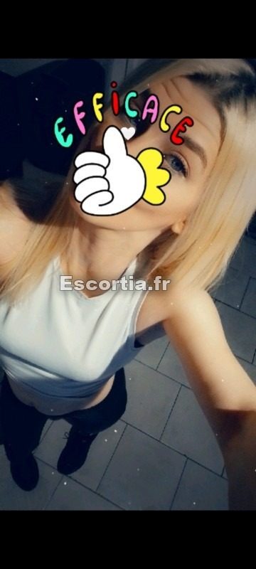 Claradeplacerecois escort Nîmes