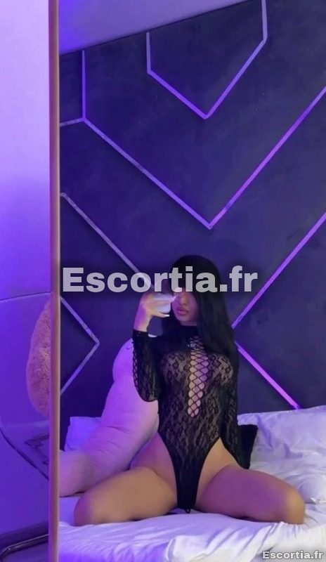 Daria GFE photo 4