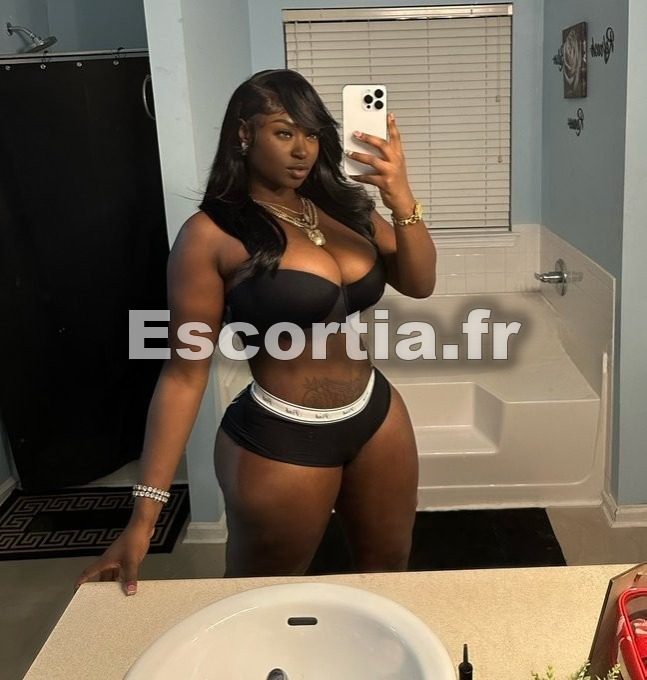 . Mavie  .0644692801 escort Besançon
