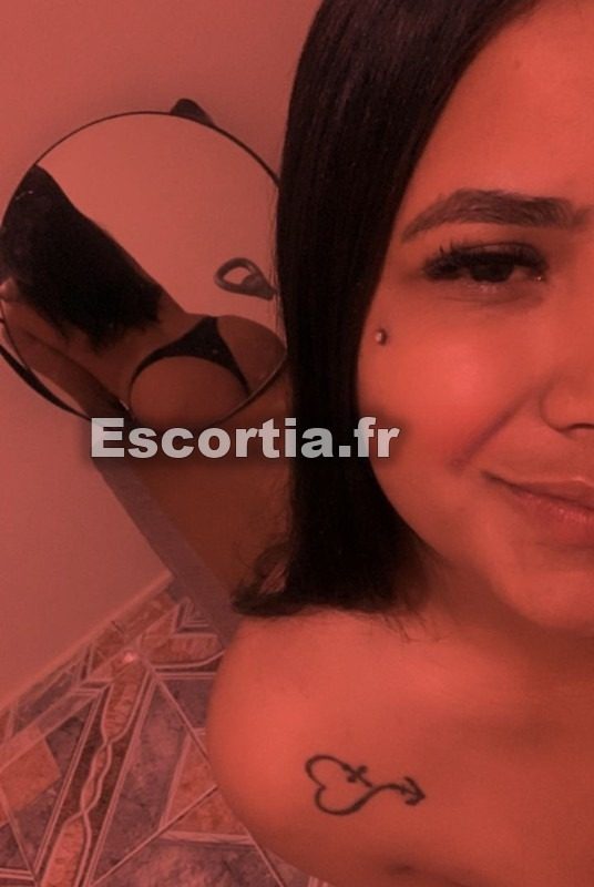 Elisa GFE photo 5