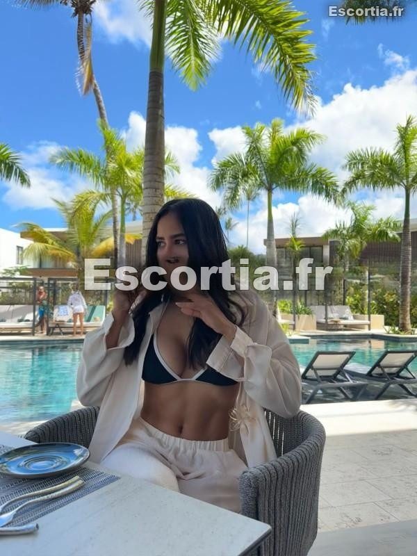 Renata photo 3