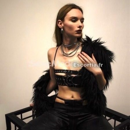 maitressevalentine escort Paris