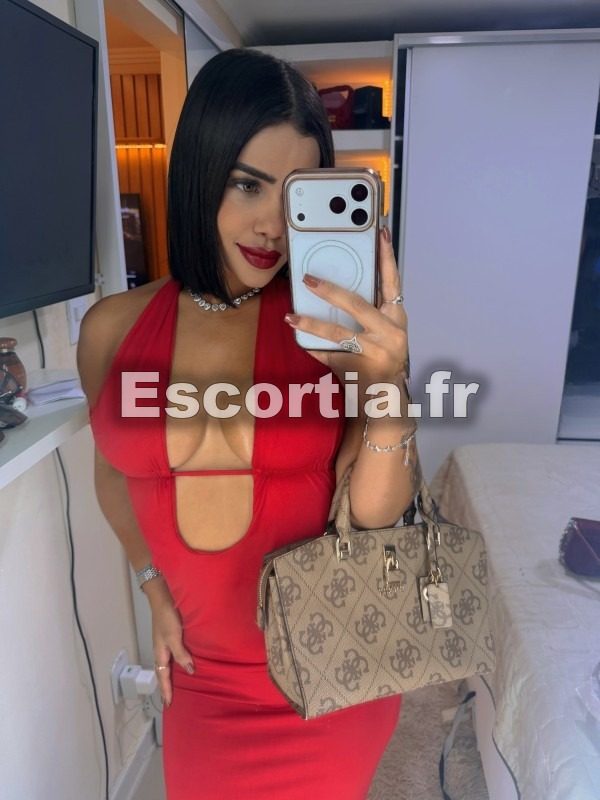 Thay escort Angers