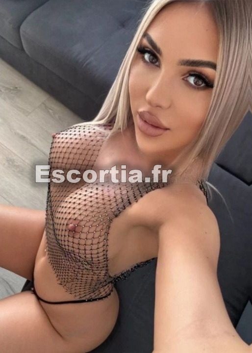 ANITA escort Paris