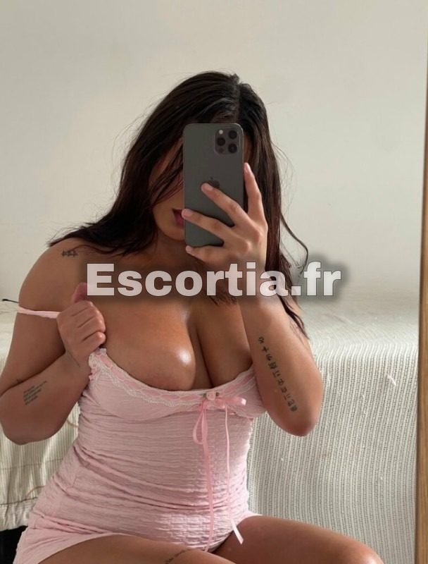 Antoinetteshow escort Metz