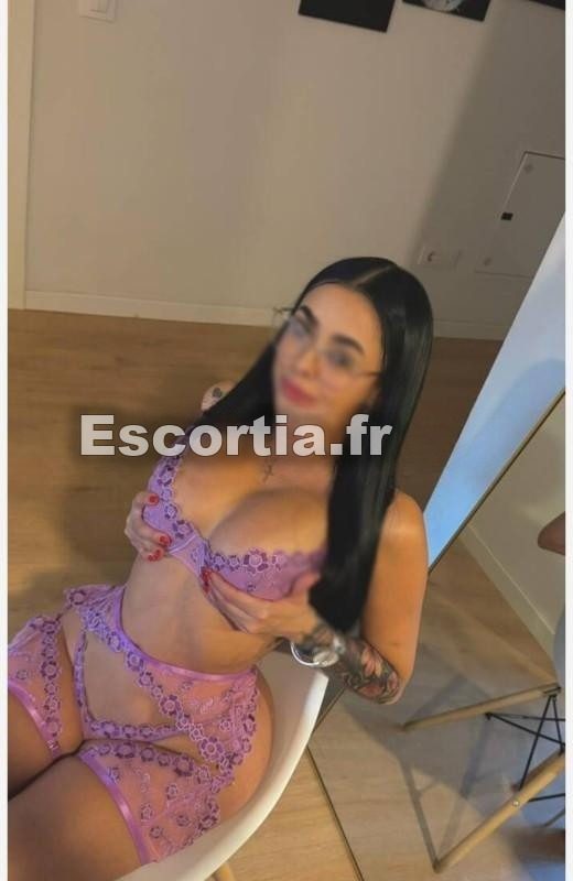 KAROL.H photo 3