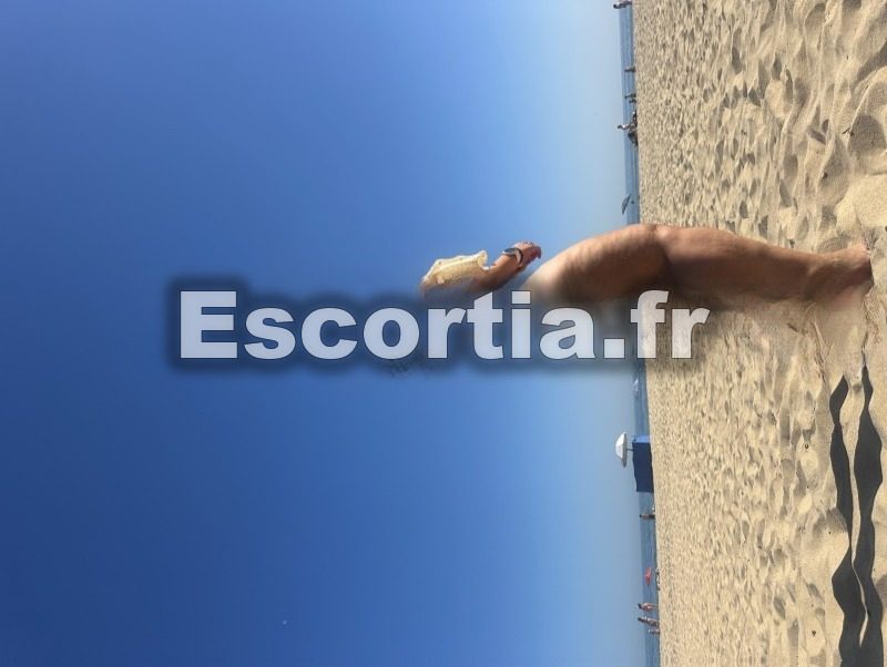 Maya Belle  GFE escort Palaiseau