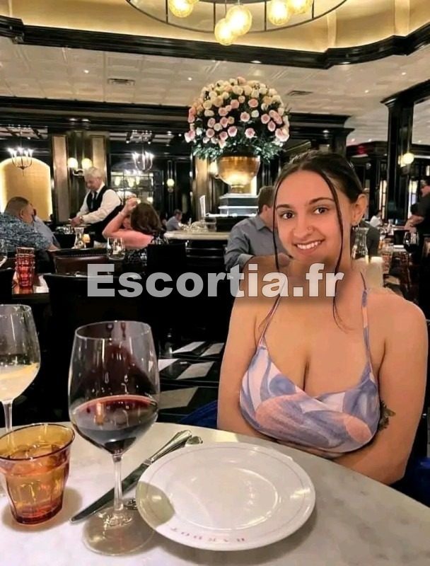 Milia escort Marseilles