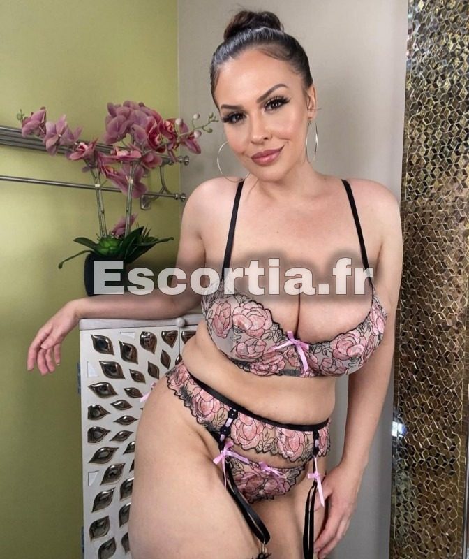 ESMERALDA escort Lons-le-saunier