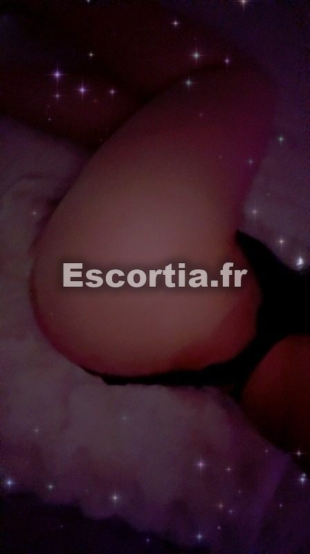mina60 escort Creil