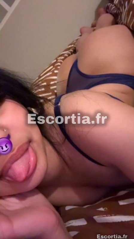 Elena et Sarah duo escort Orléans