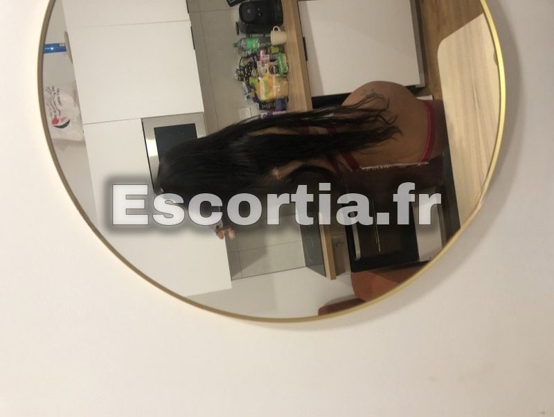 22CM CHAUDE SALOPE escort Corbeil-essonnes