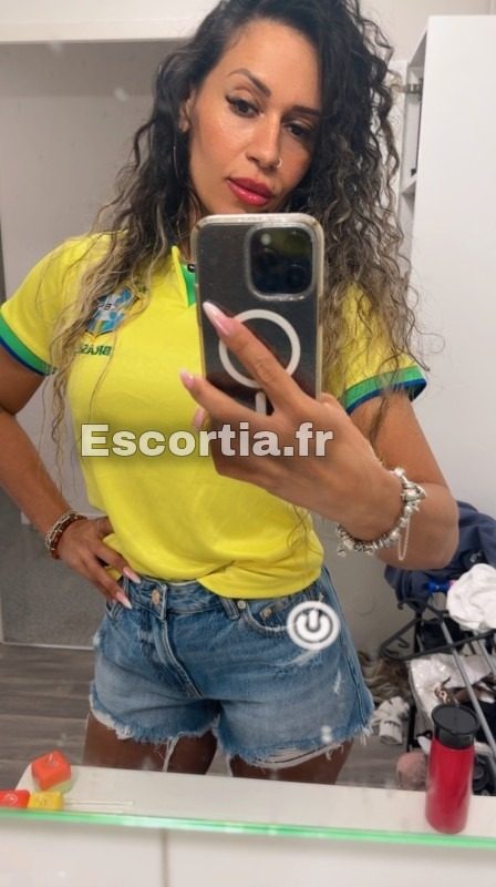 CARMEN CHAUDE SEXY GFE escort Toulouse