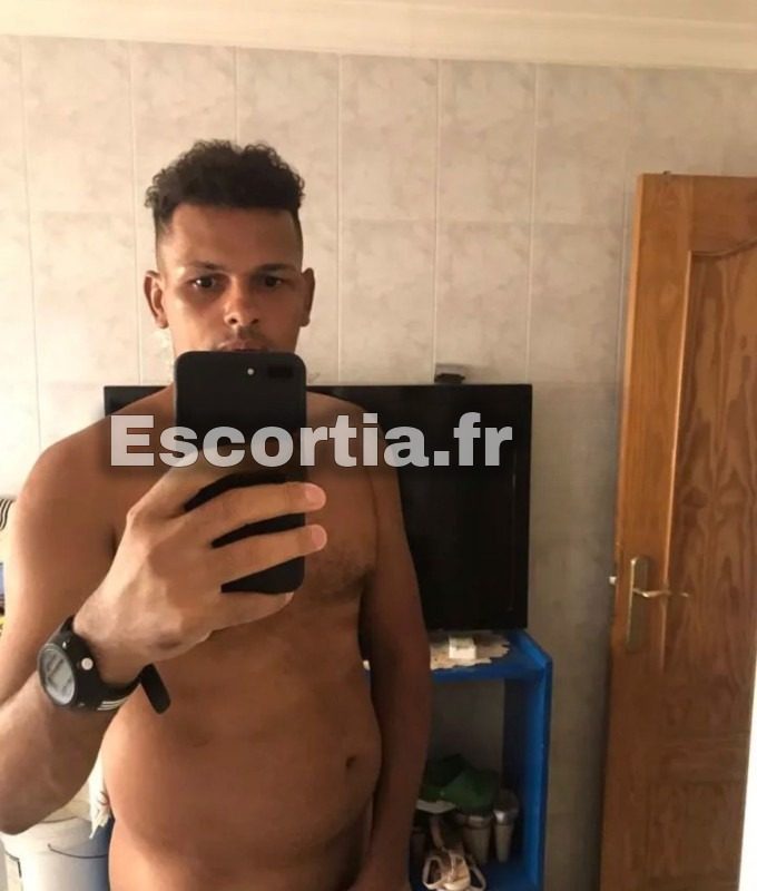 Michael Jolie escort Toulouse