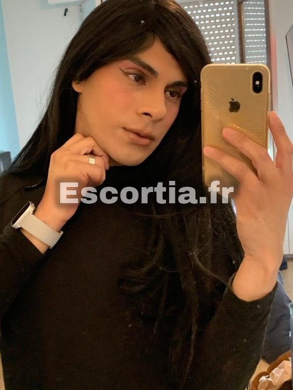 Karina trans photo 2