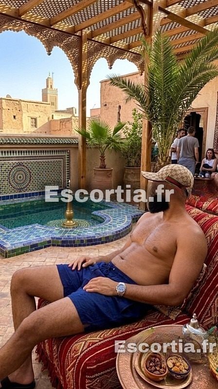 Nassim75sexy escort Paris