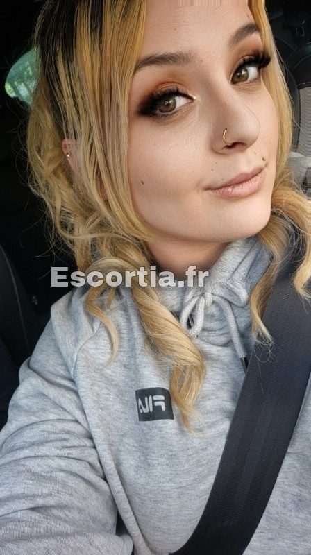 Clairesexy86 escort Châtellerault