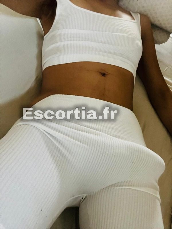 Nicole Gros Calibre photo 4