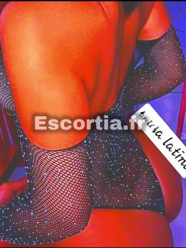 Perla latina escort Lille