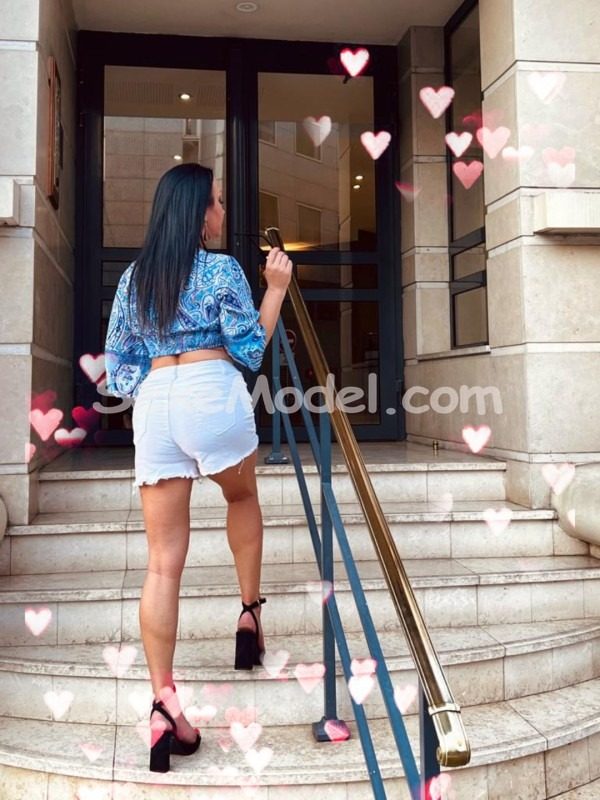 Inessa  Fontaine photo 4