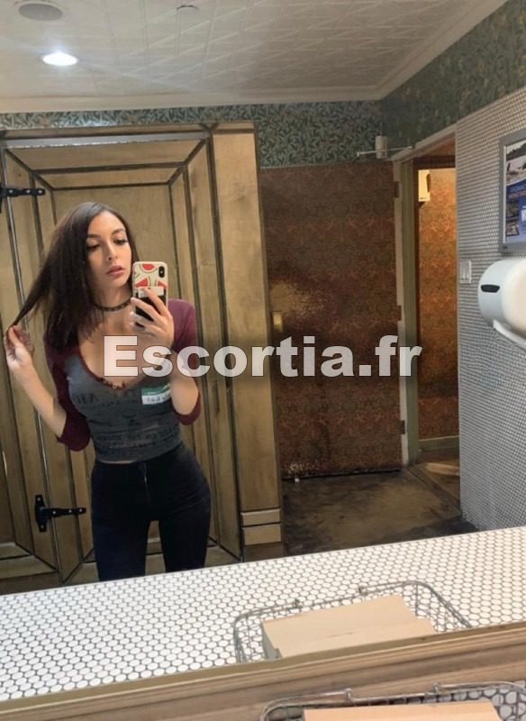 Hot imola sexy 19 ans photo 5