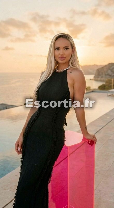 Kelly photo 5
