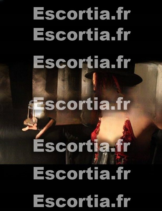 claire10000 escort Troyes