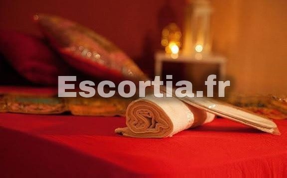 Vrai massage tantric photo 2