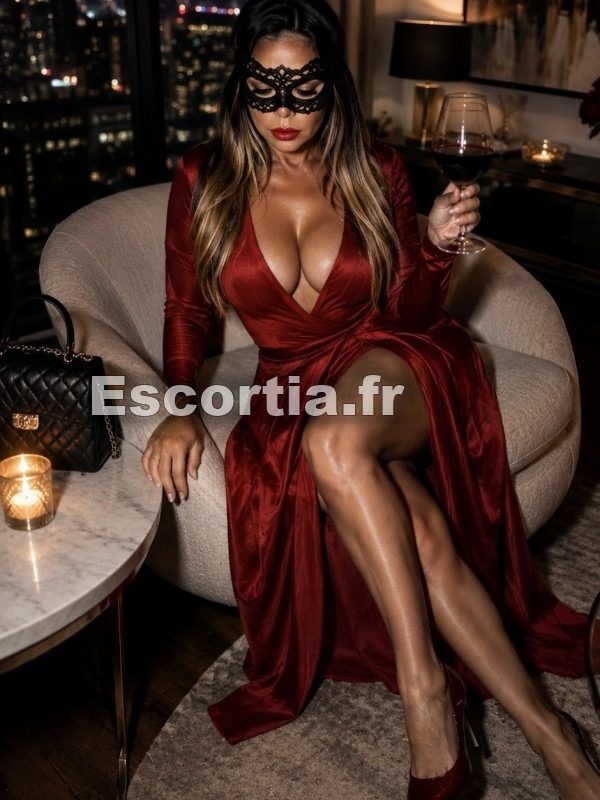 DOMINATRICE-ANNA escort Champs-sur-marne