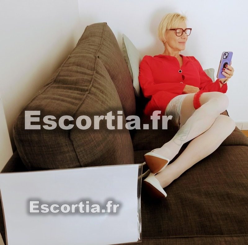 Rebeca 45 escort Chambéry