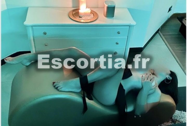 MASSAGE NURU TANTRI escort Annecy