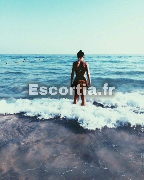 Polina escort Aix-les-bains