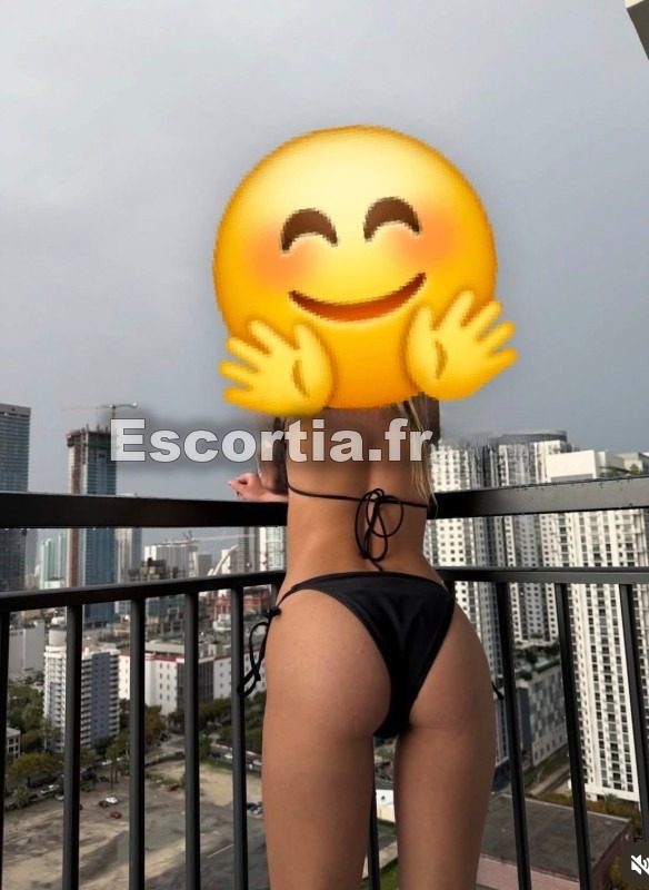 Lyna depla escort Villeurbanne