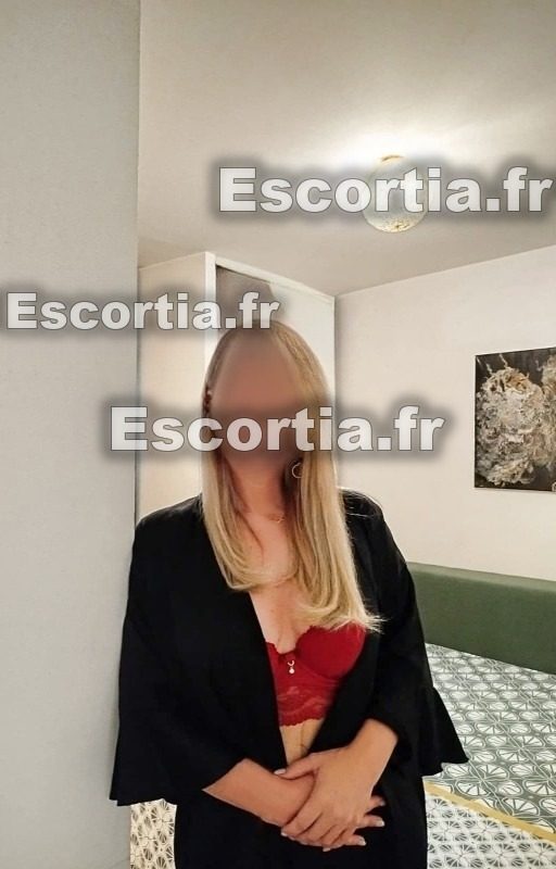Naty    0755369220 escort Le Mans