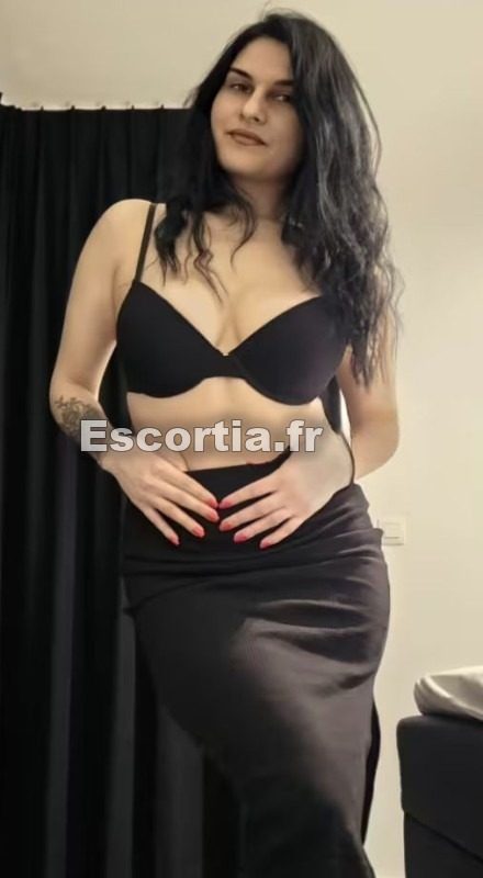 Raquel 38 photo 2
