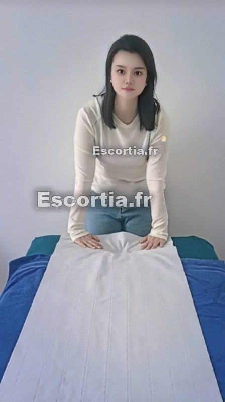 massage jeune femme escort Bordeaux
