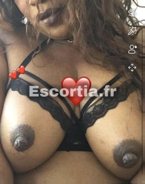 Sonia2000 escort Garges-les-Gonesse