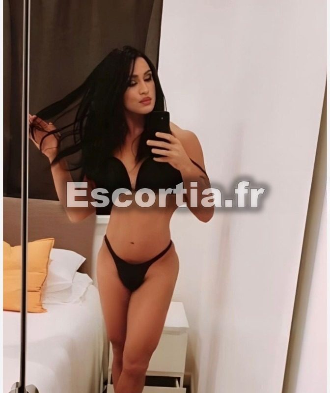 Trans Bruna photo 3