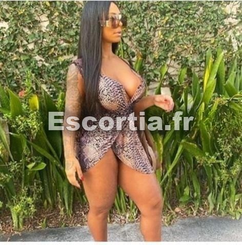 Lola Sodomie Fellation Nature photo 2