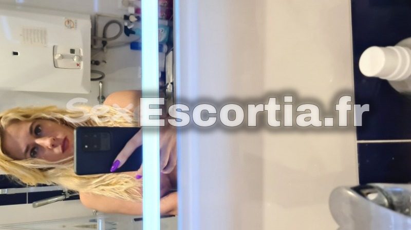 RAFAELA TOP SEXY photo 4