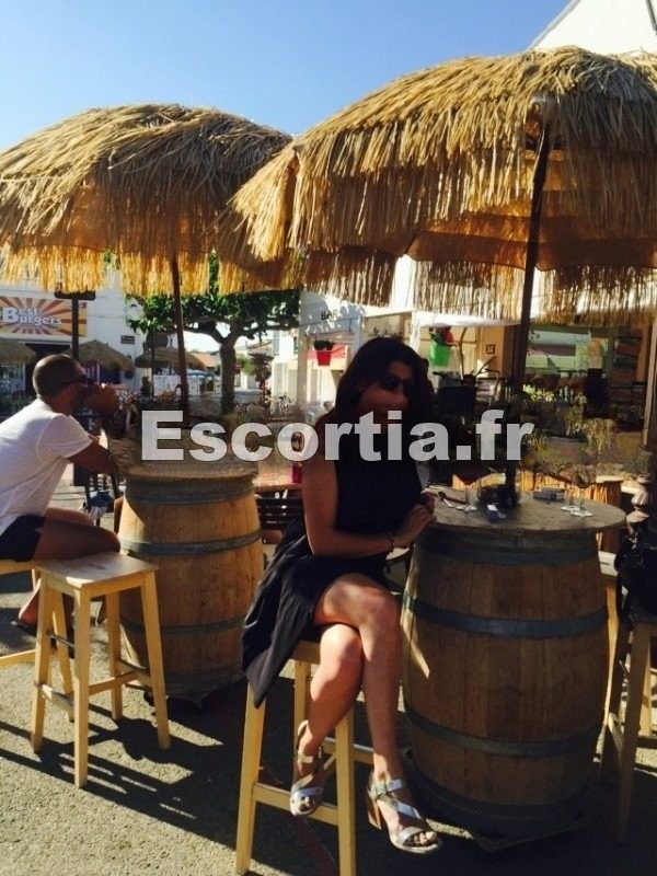 GEENA LUXURY photo 5