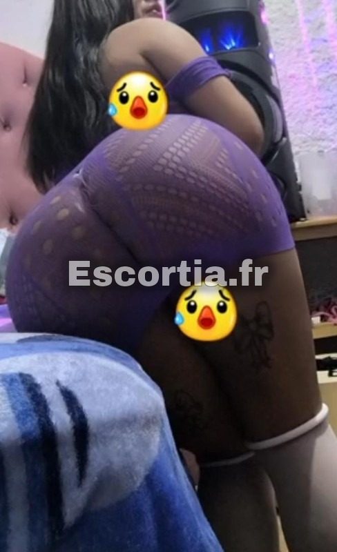 Scarlett escort Le Bourget
